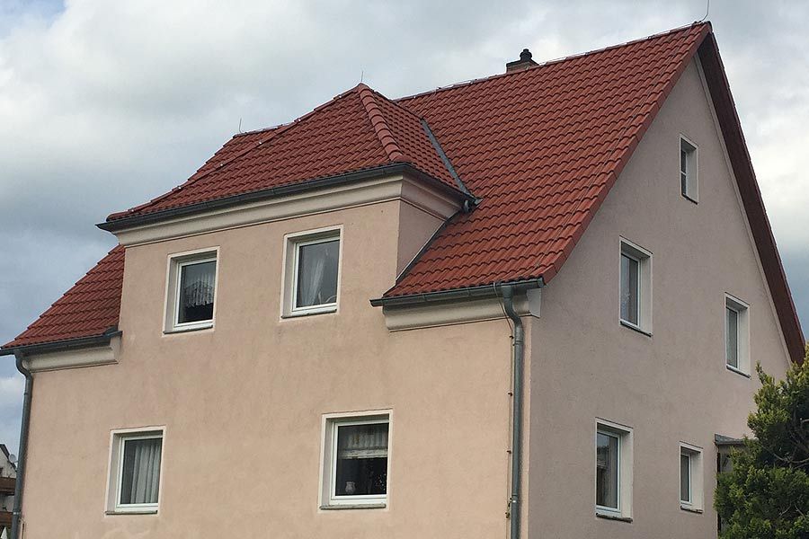 Dach neu gedeckt